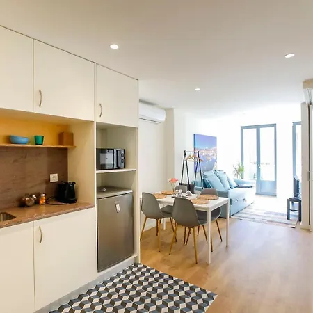 Oliveira Apartment's Apartment *