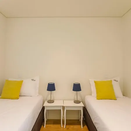 Oliveira Apartment's Apartment
